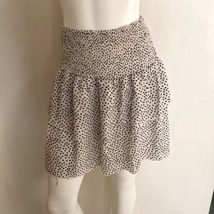 SHEIN size small Heart print skirt
